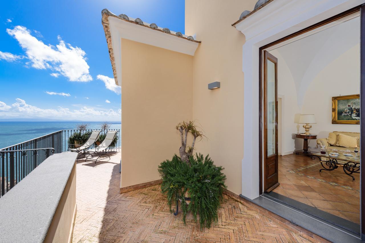 Villa Alba D'Oro - Historic Luxury Villa อามาลฟี ภายนอก รูปภาพ